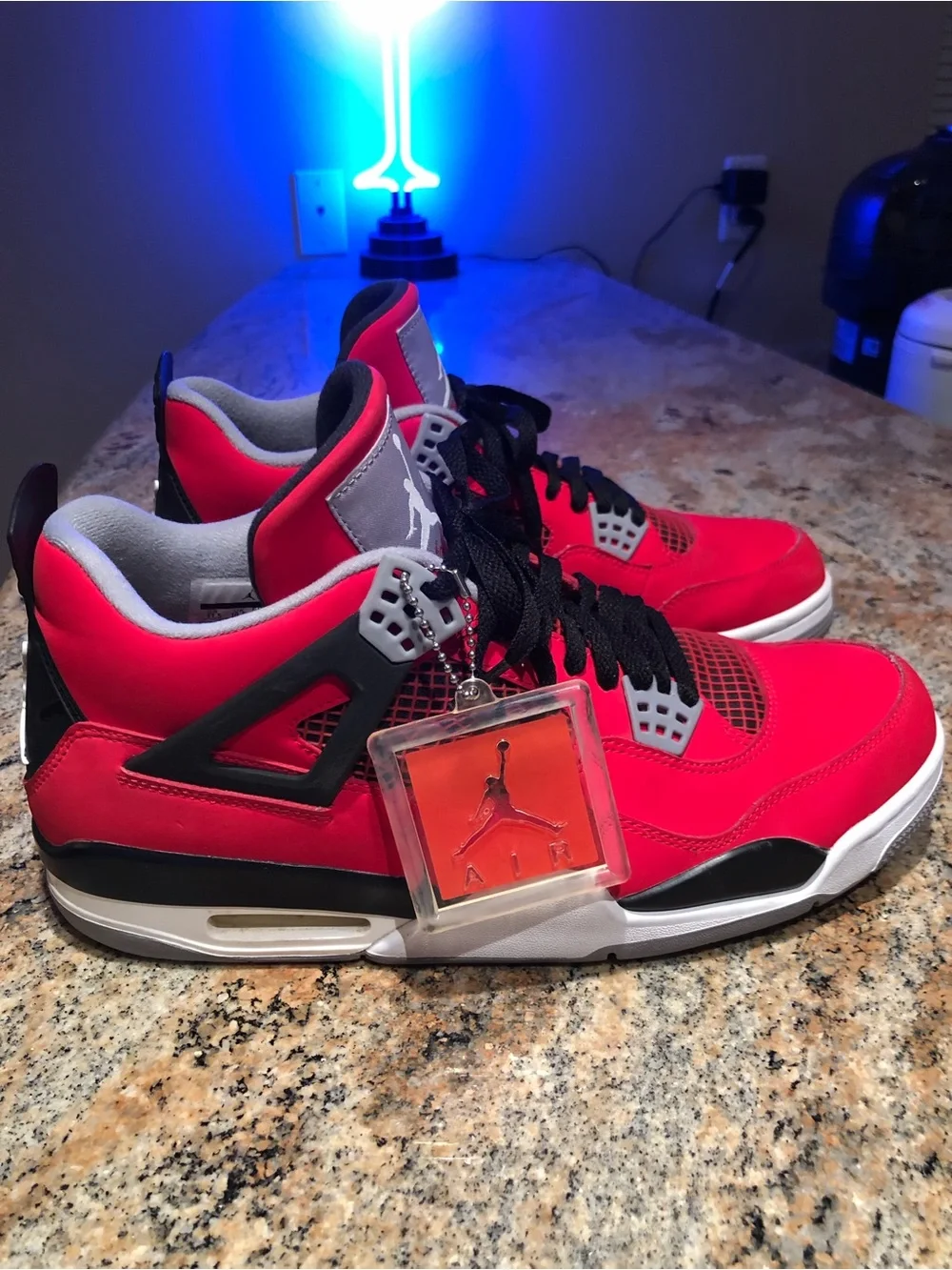 Jordan 4 Retro Toro Bravo (2013)